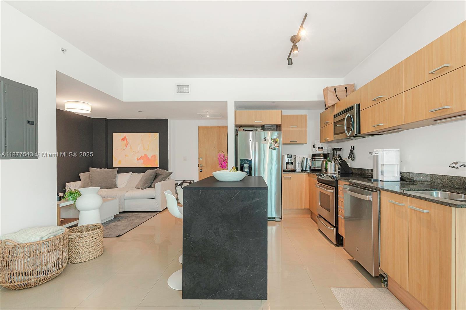 image Wind Condominium7