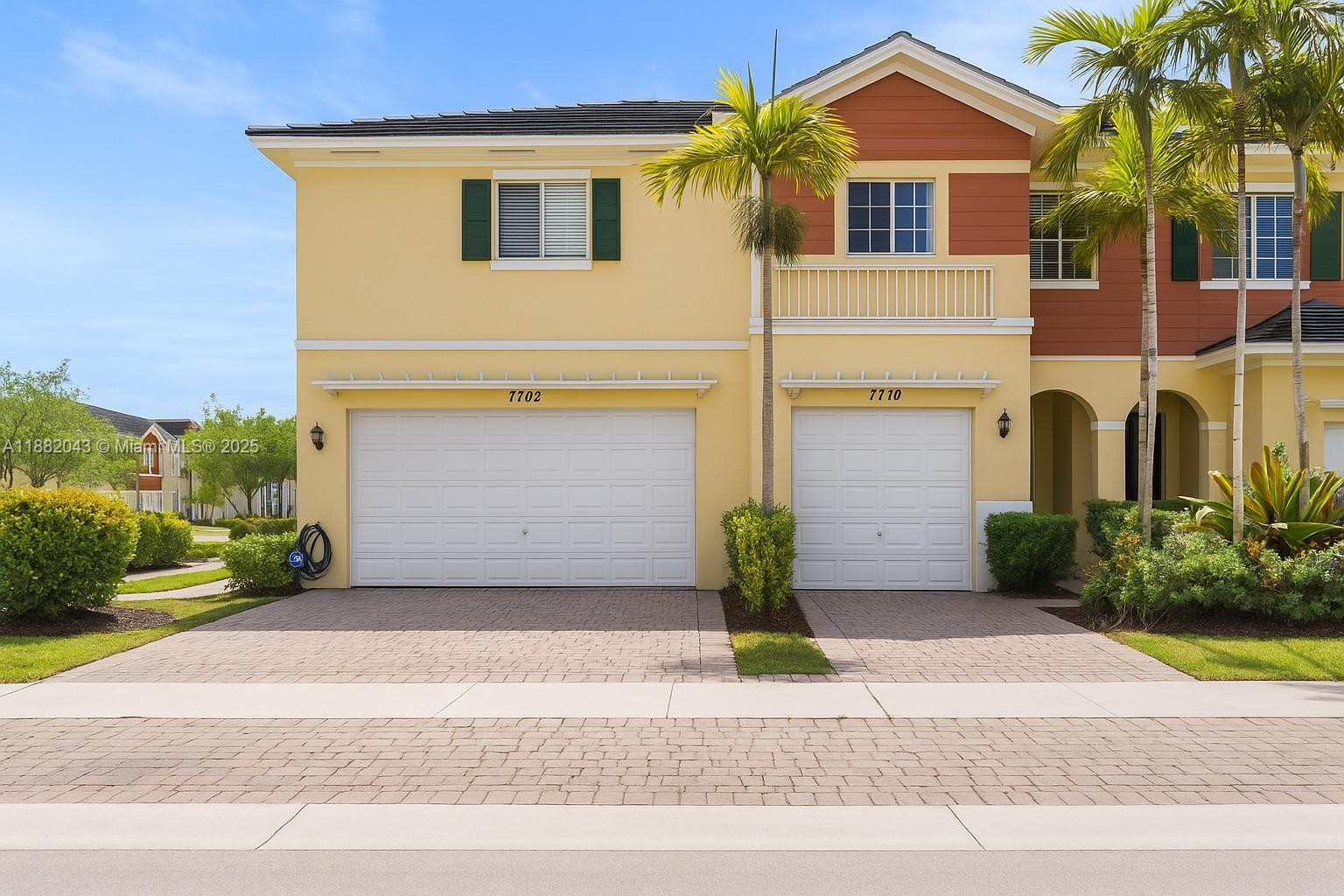 7702 Paddock Pl #7702