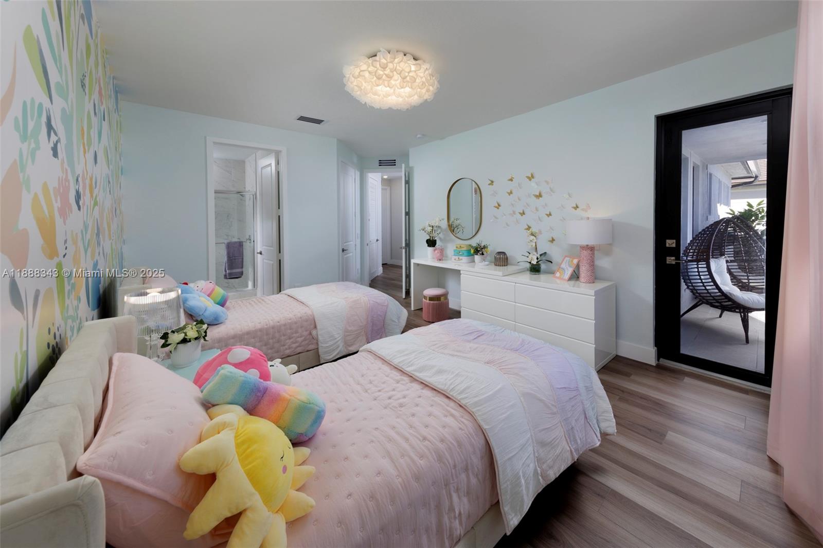 8259 SW 120th Ter Miami, FL 33156