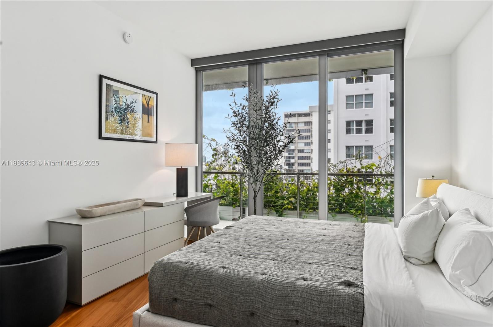 image Monad Terrace19