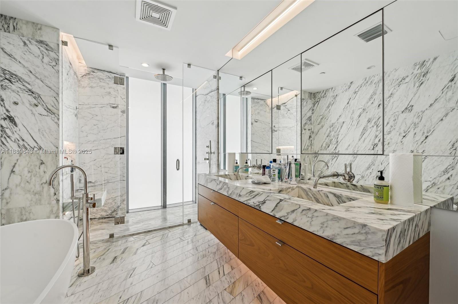 image Monad Terrace23