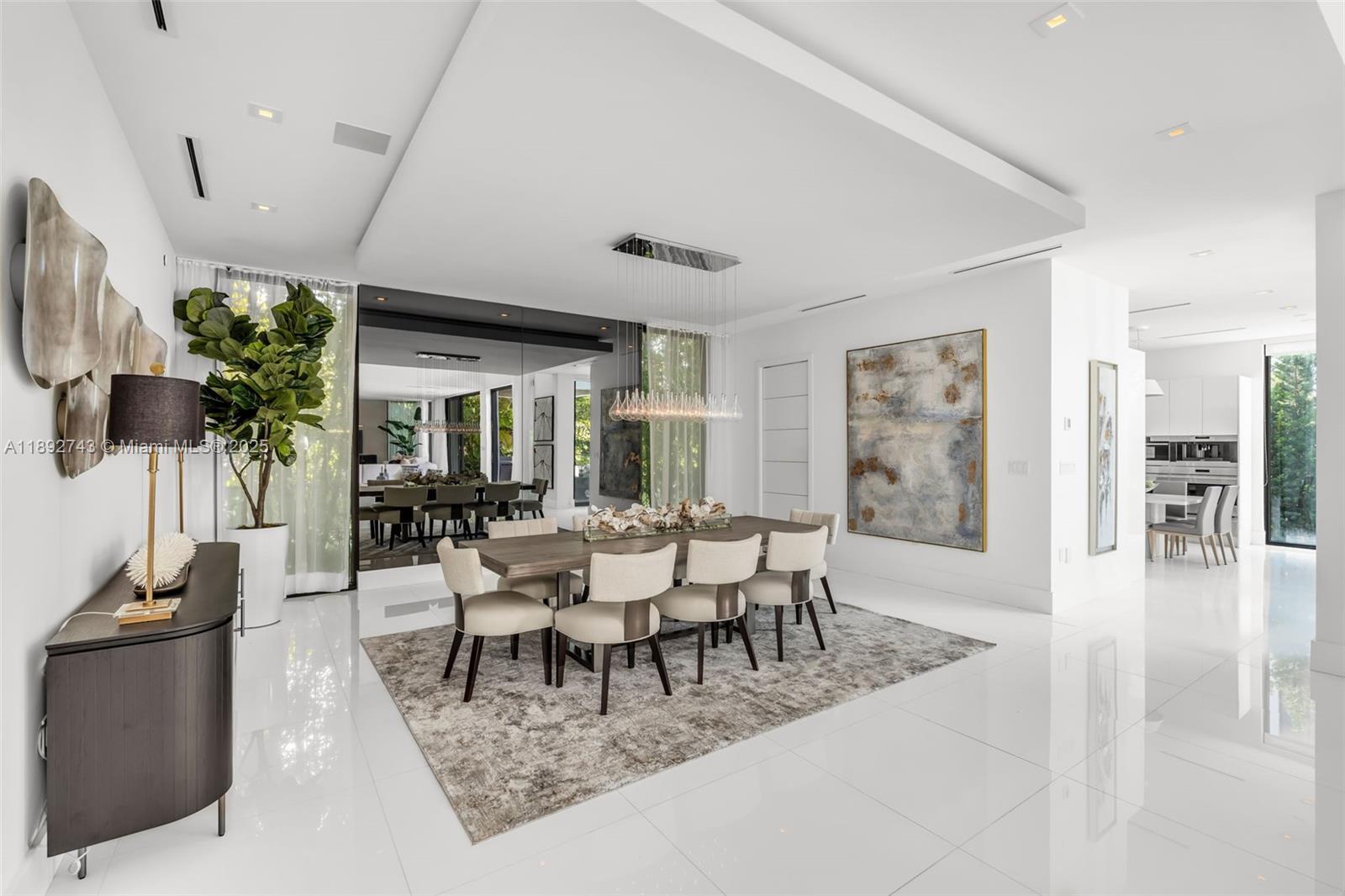 124 Park Dr Bal Harbour, FL 33154