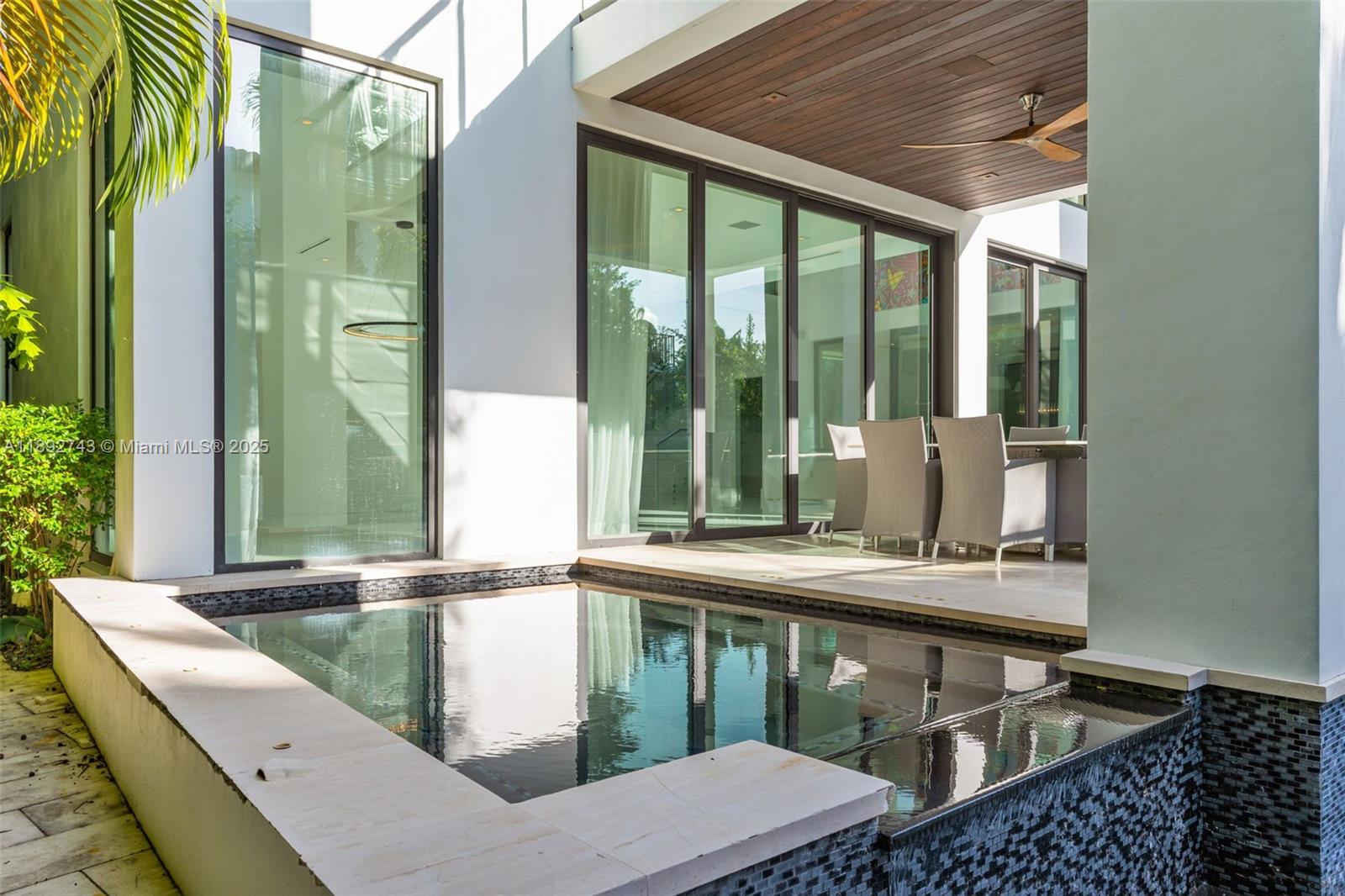 124 Park Dr Bal Harbour, FL 33154