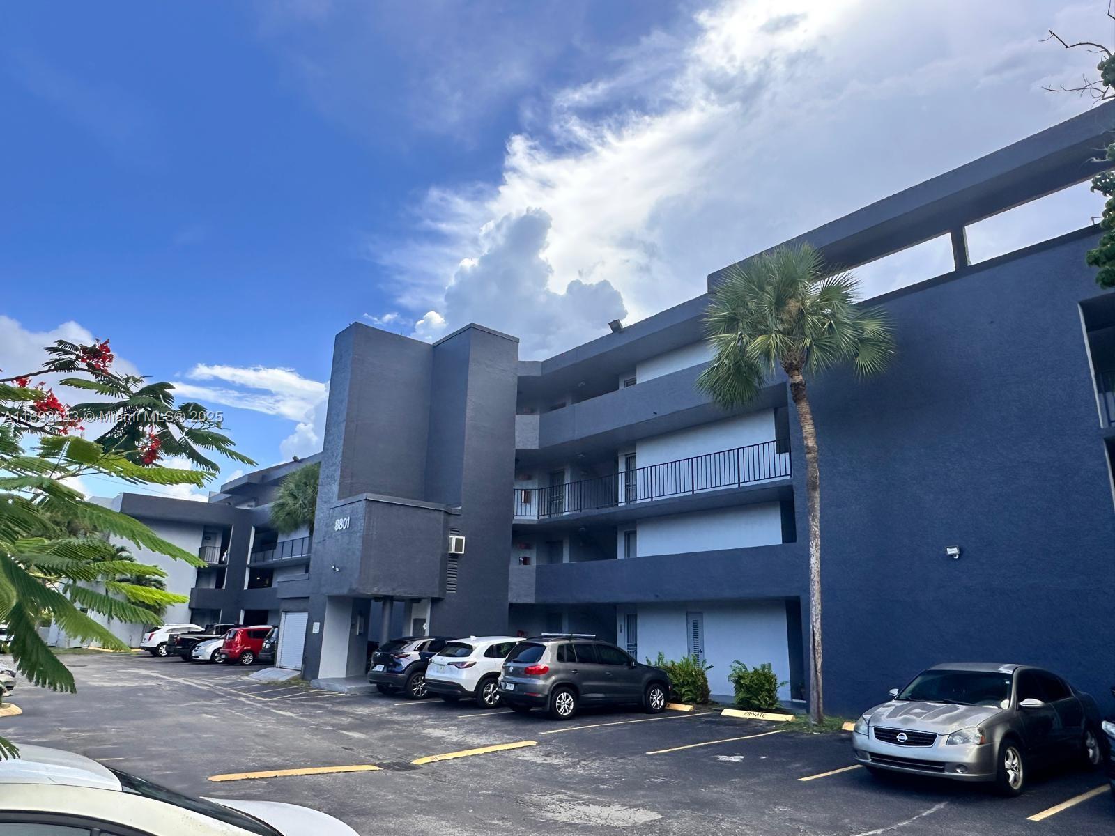 8801 W Flagler St #303
