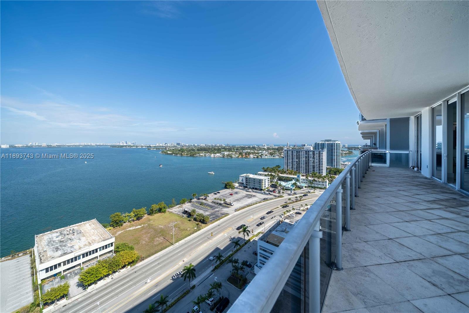 7901 Hispanola Ave #1901 North Bay Village, FL 33141