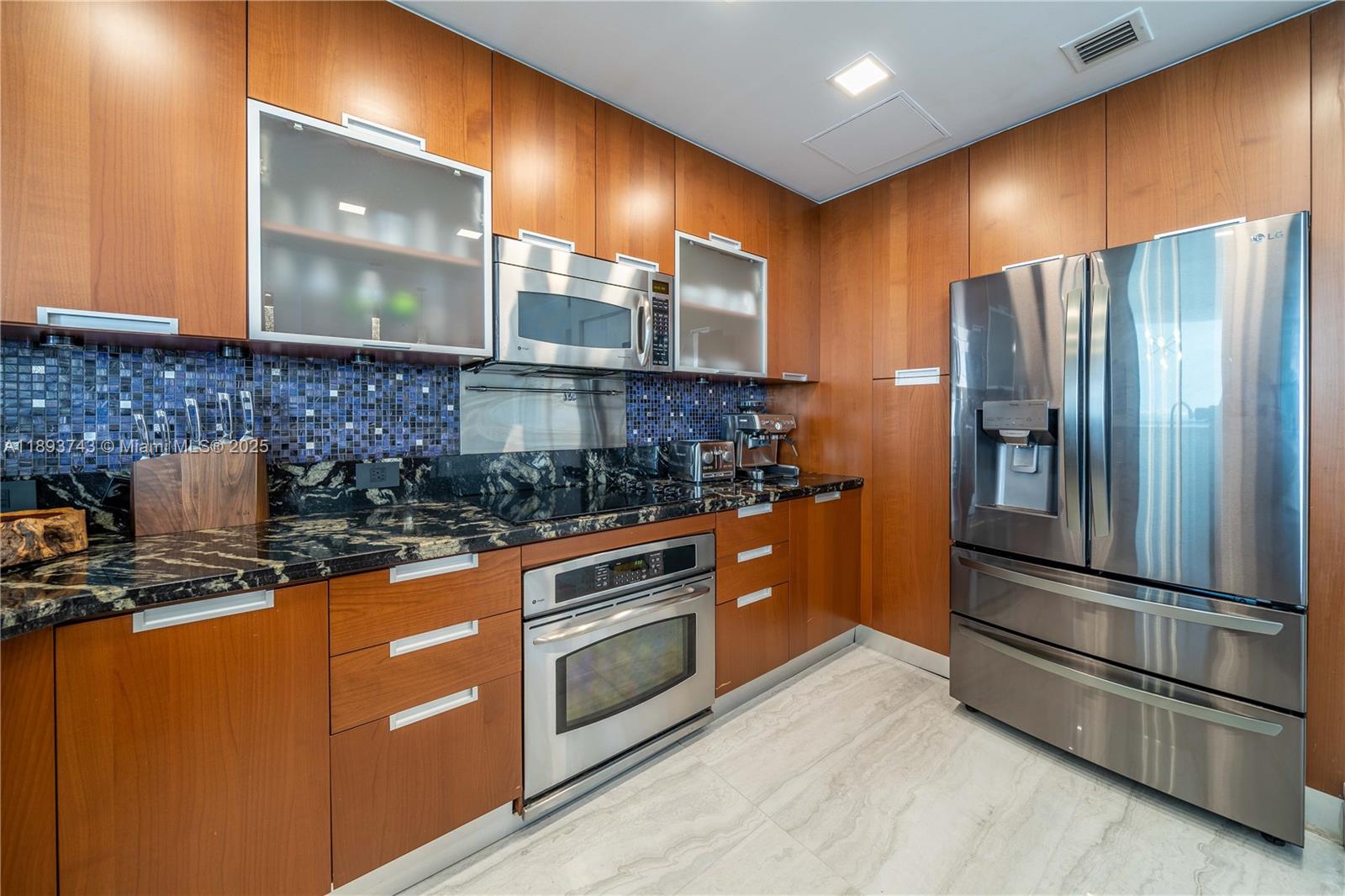 7901 Hispanola Ave #1901 North Bay Village, FL 33141