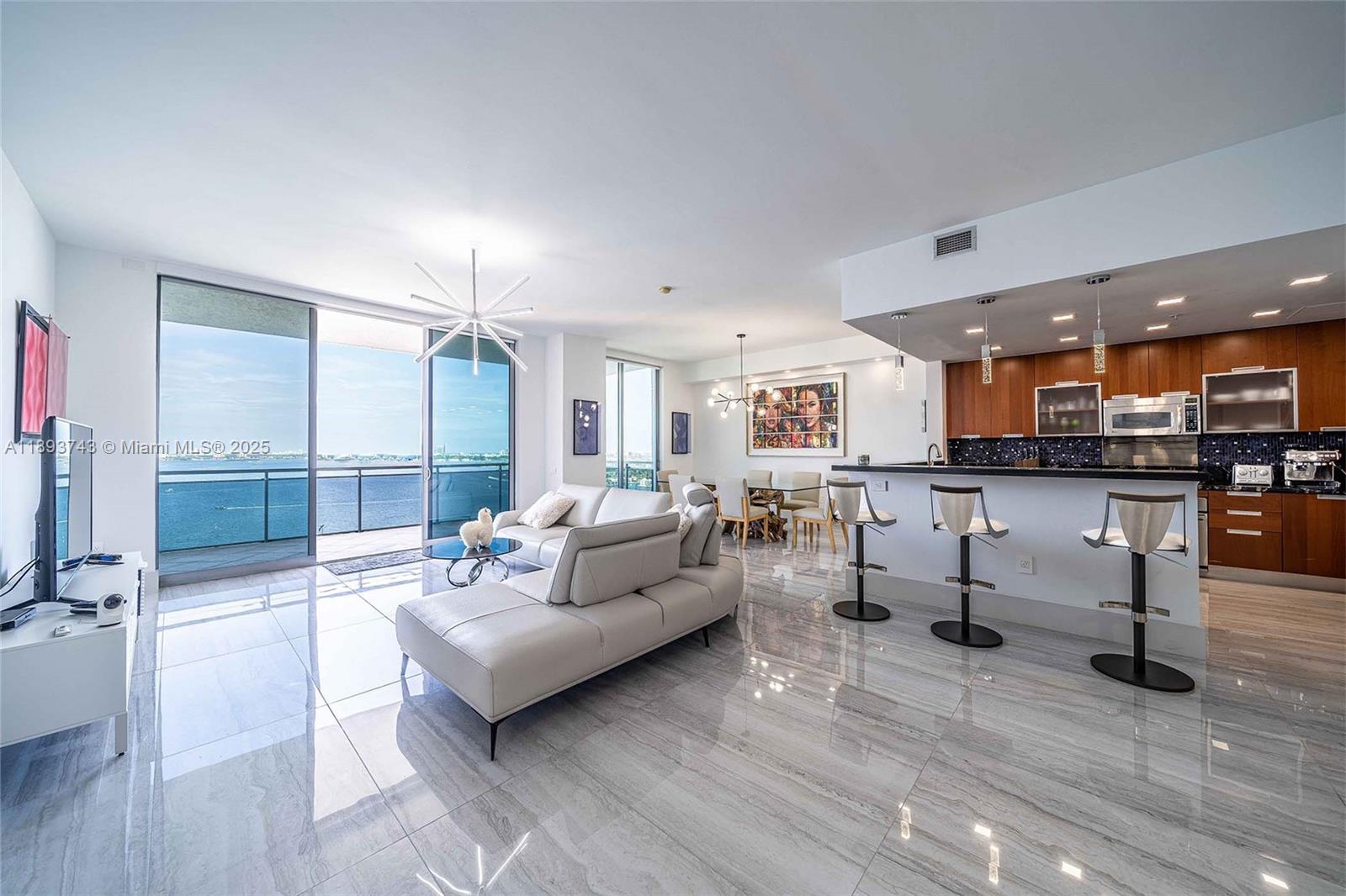 7901 Hispanola Ave #1901 North Bay Village, FL 33141