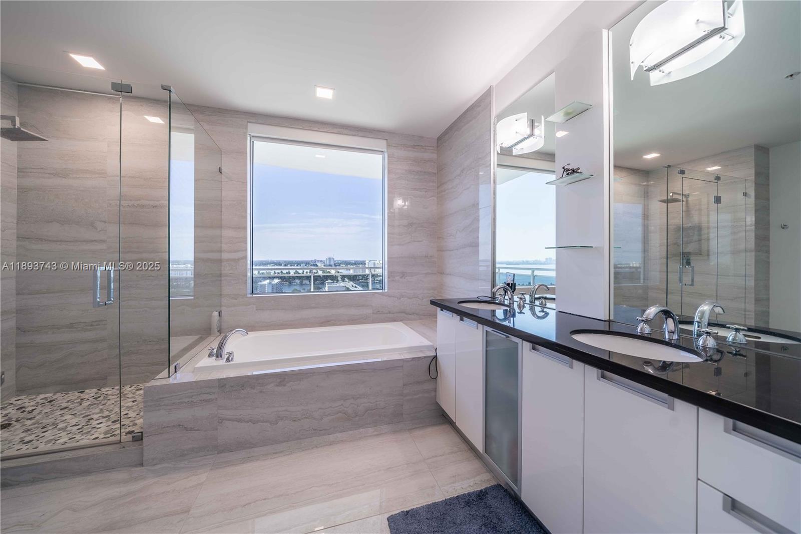 7901 Hispanola Ave #1901 North Bay Village, FL 33141