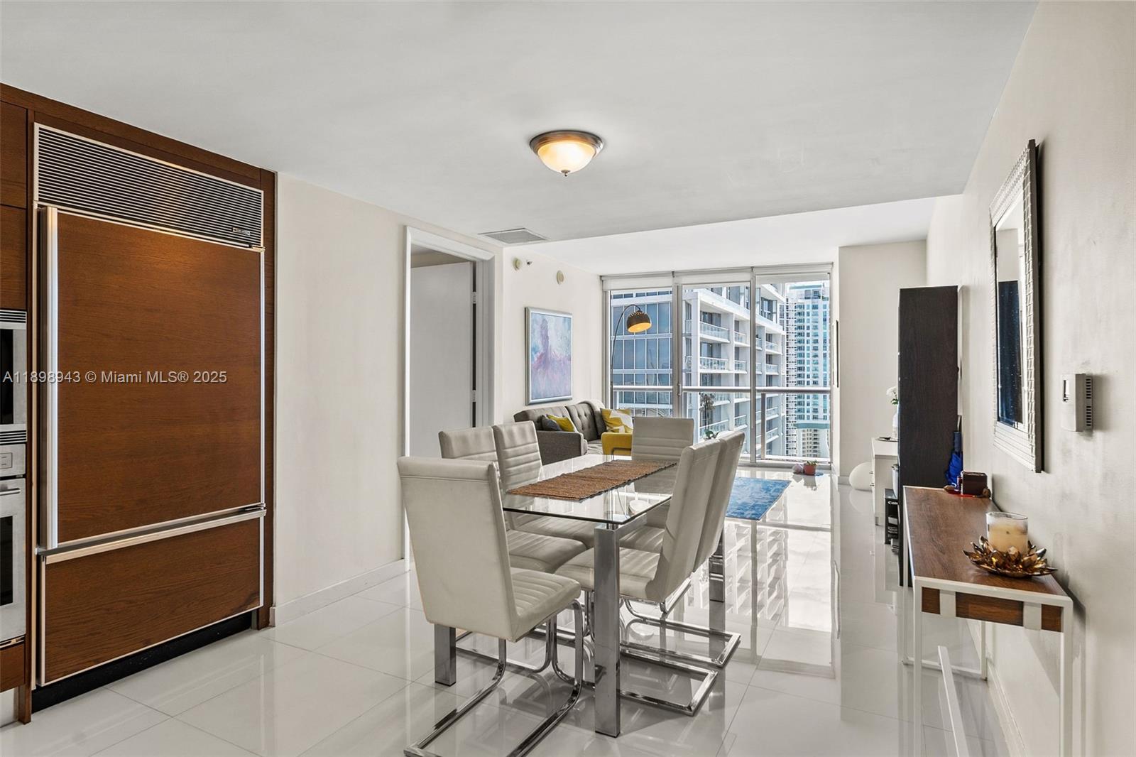 image Icon Brickell19