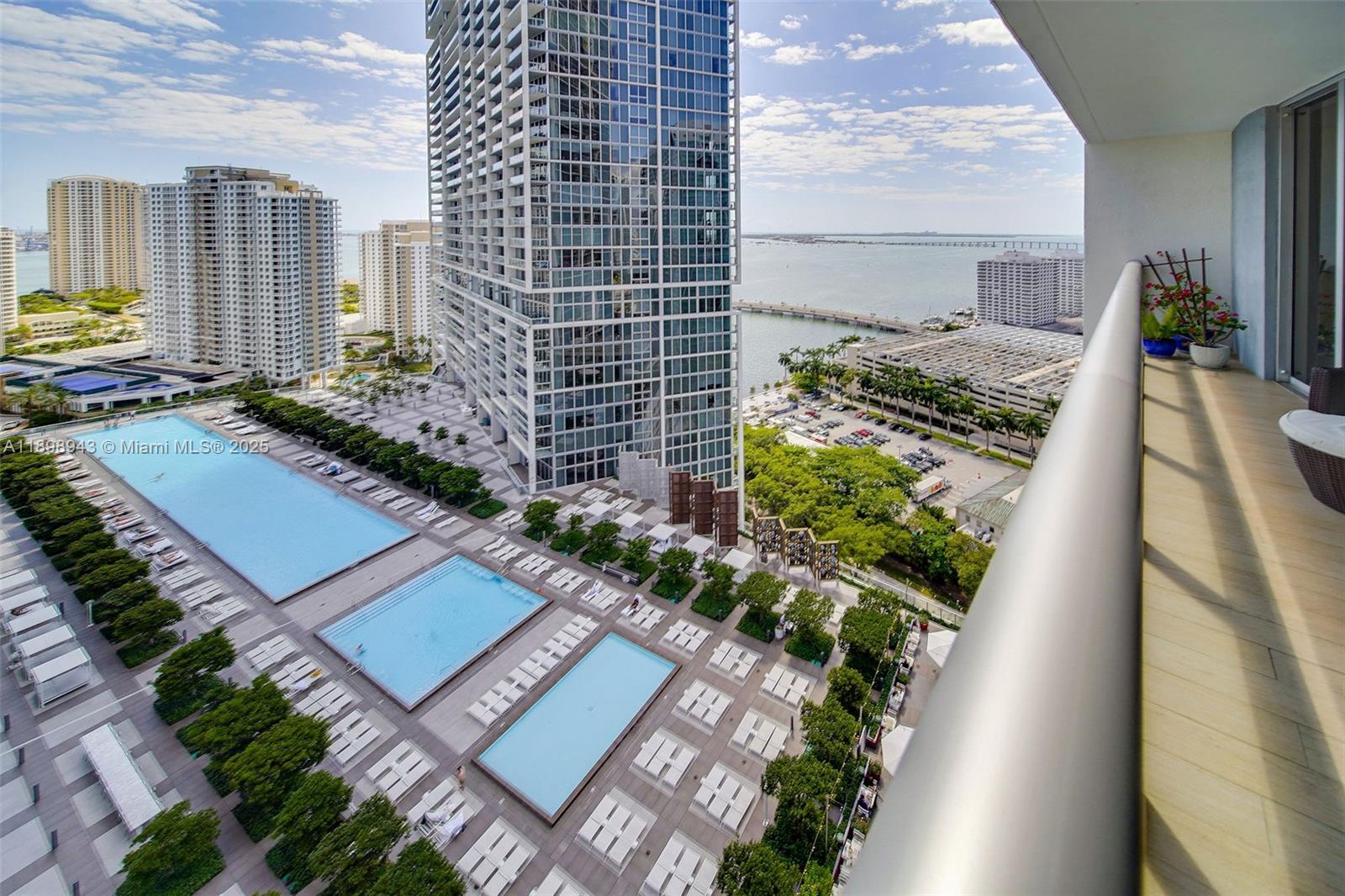 image Icon Brickell3