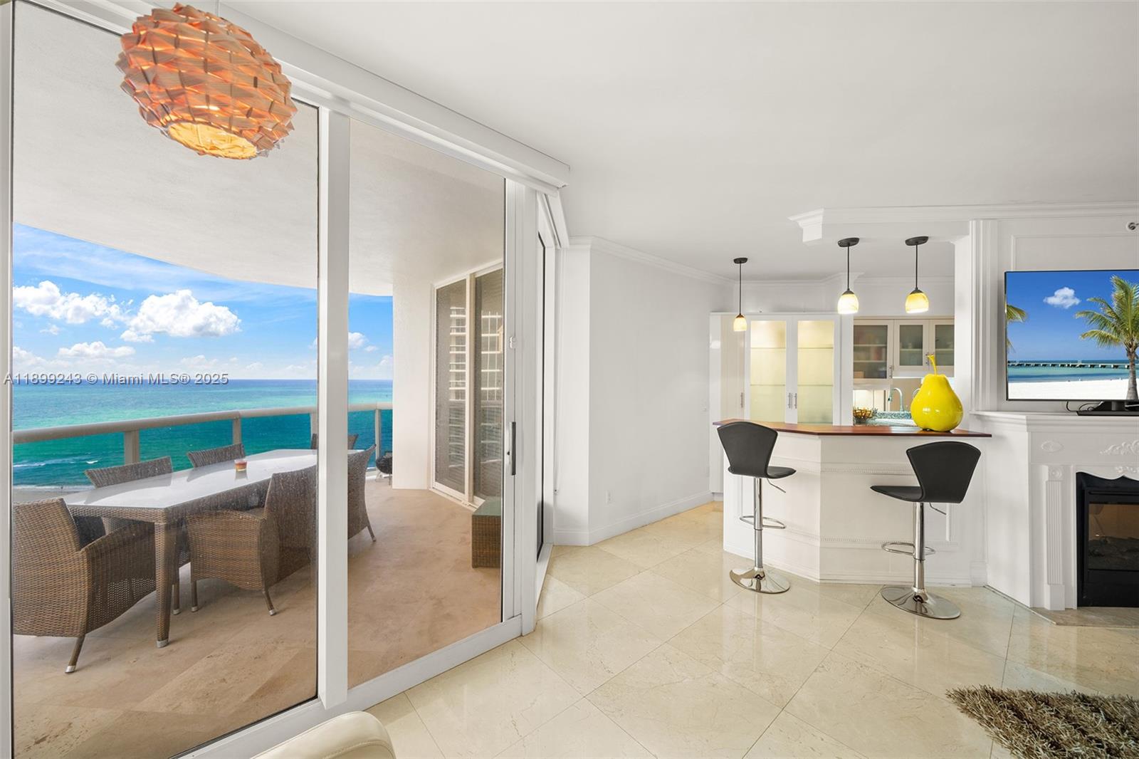 4775 Collins Ave #1708 Miami Beach, FL 33140
