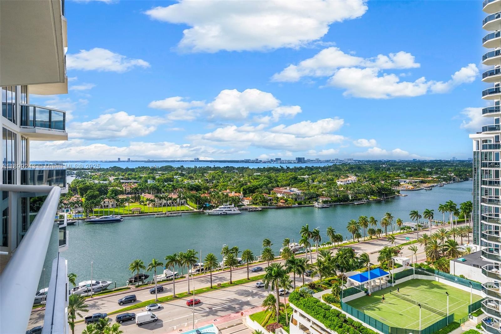 4775 Collins Ave #1708 Miami Beach, FL 33140