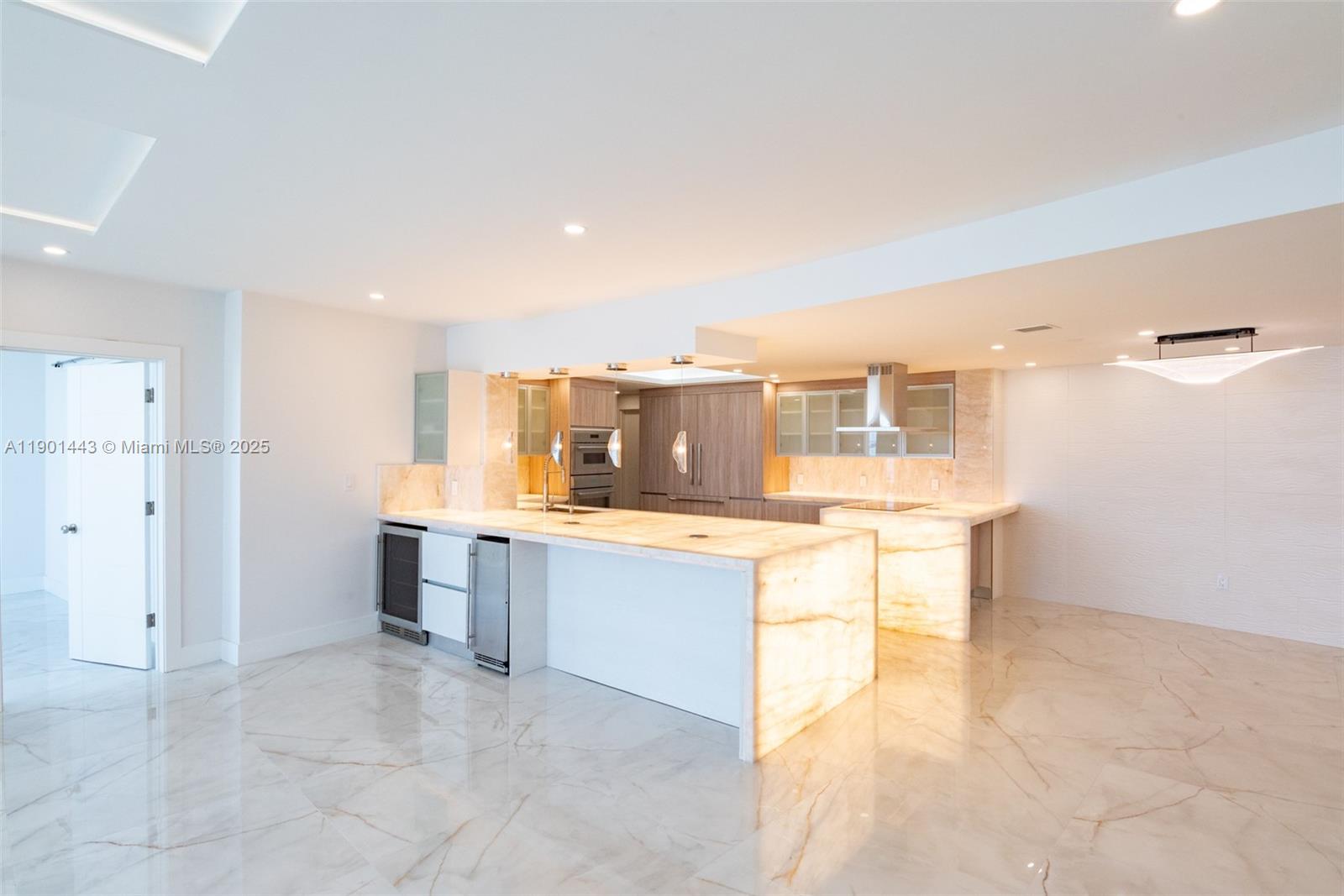 700 S Ocean Blvd #504 Boca Raton, FL 33432