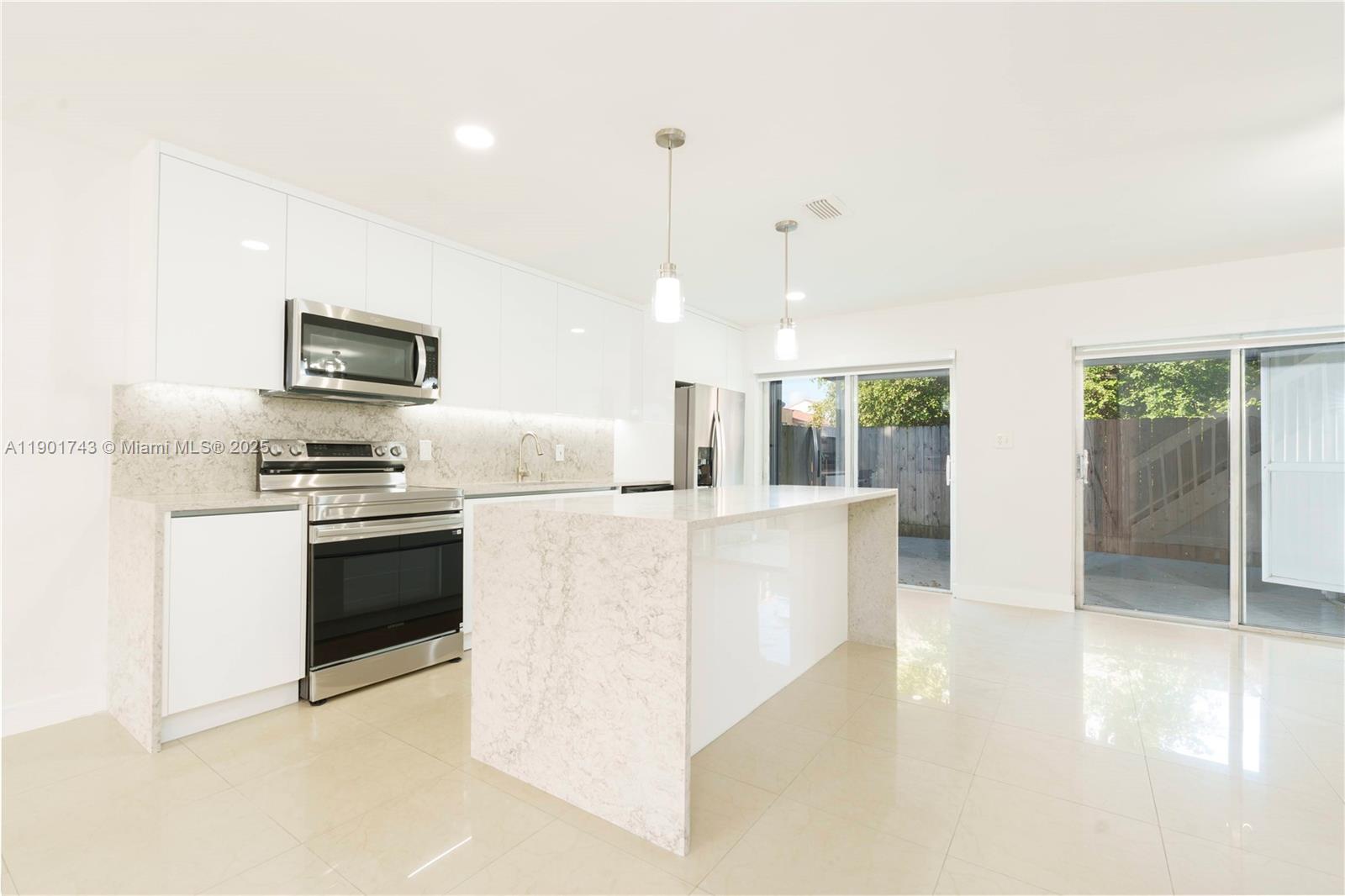 6080 W 26th Ct #101-9