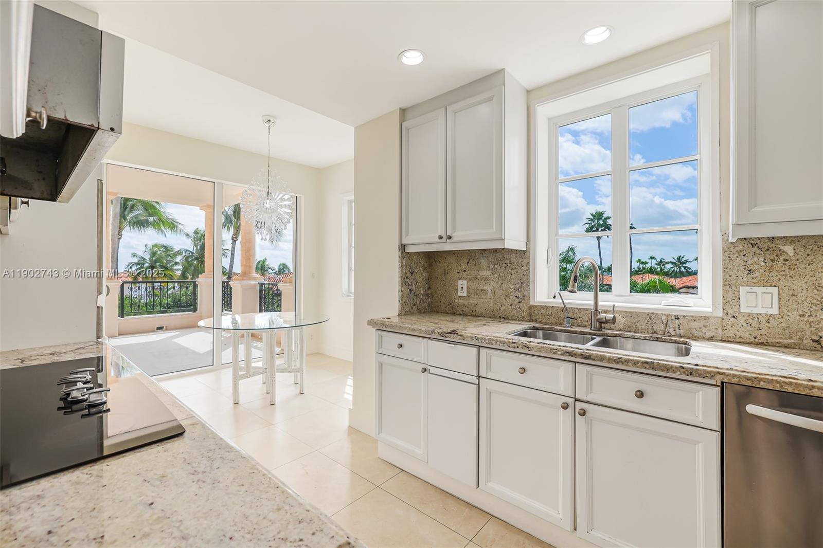 19236 Fisher Is Dr #19236 Miami Beach, FL 33109