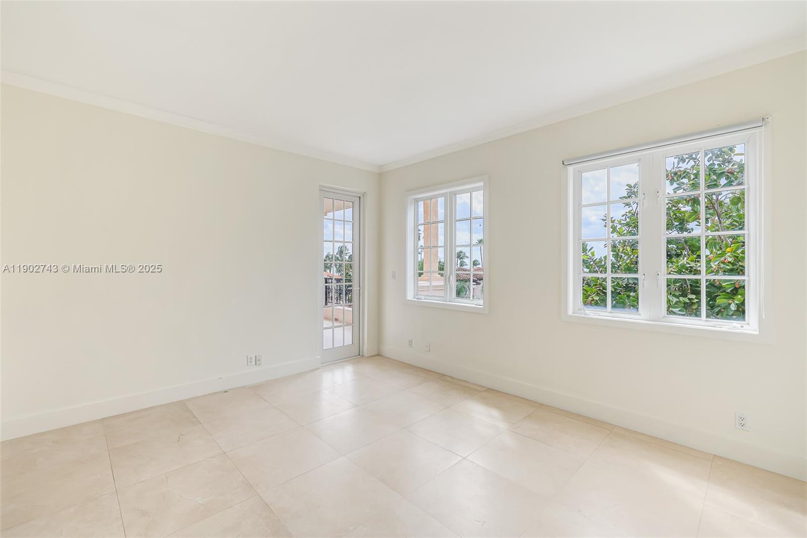 19236 Fisher Is Dr #19236 Miami Beach, FL 33109