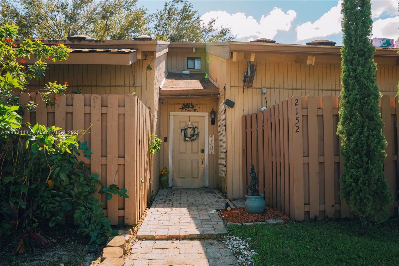 2152 SW 81st Way #TOWNHOUSE