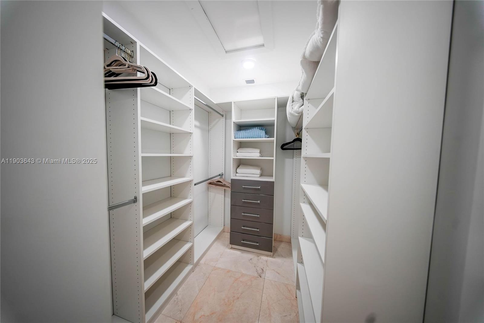 1242 NE 81st Ter Miami, FL 33138