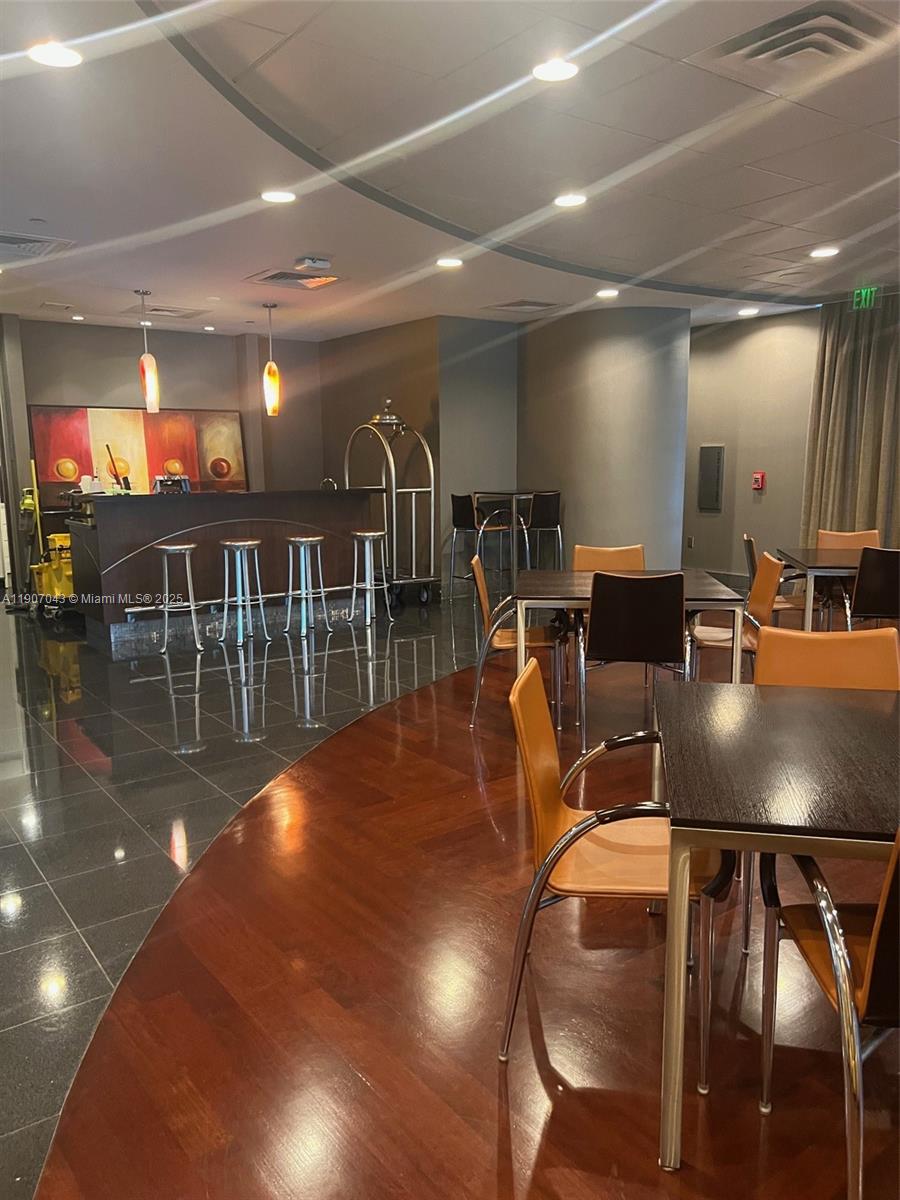 image Azure Condominium35