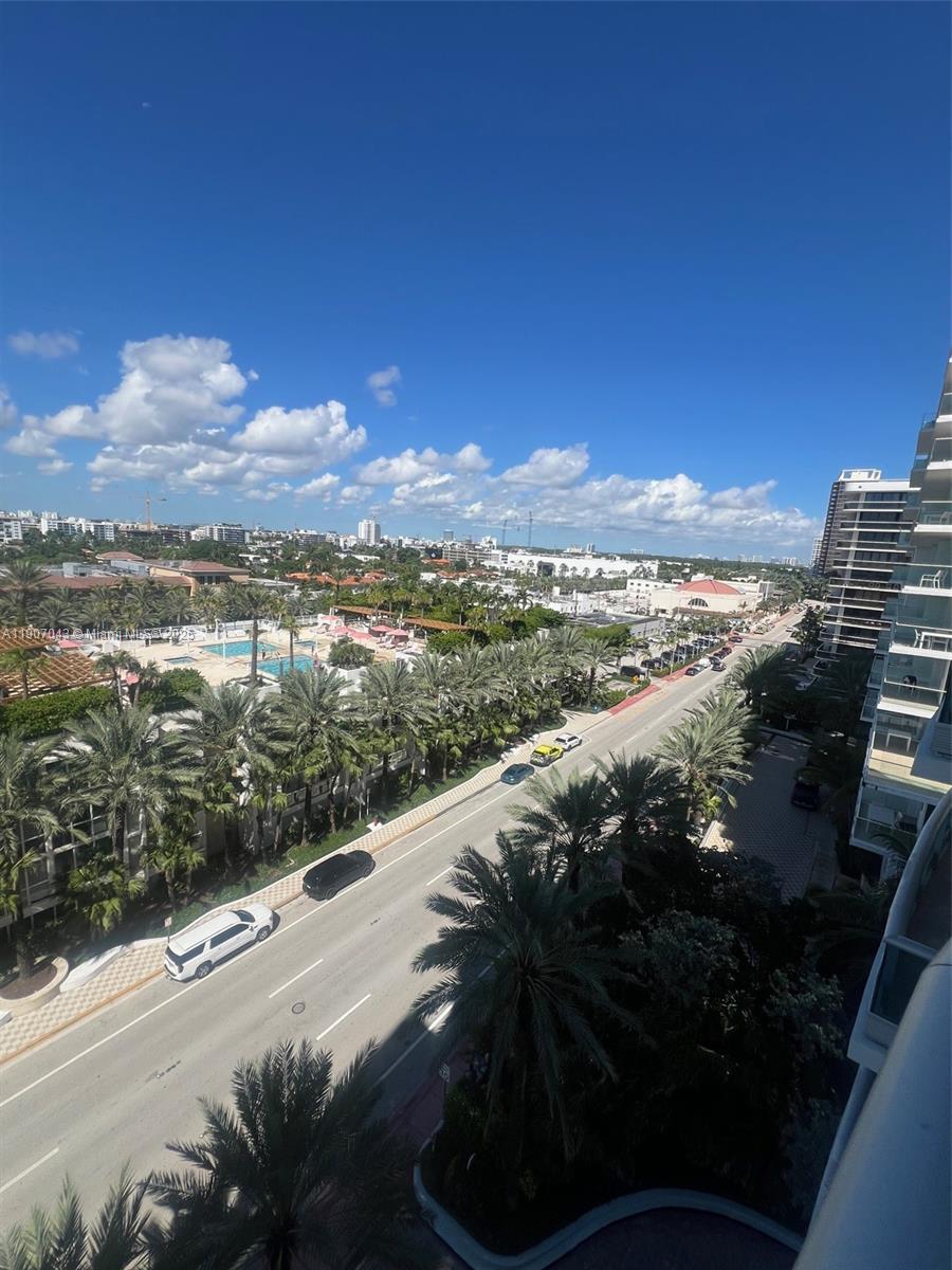 image Azure Condominium38