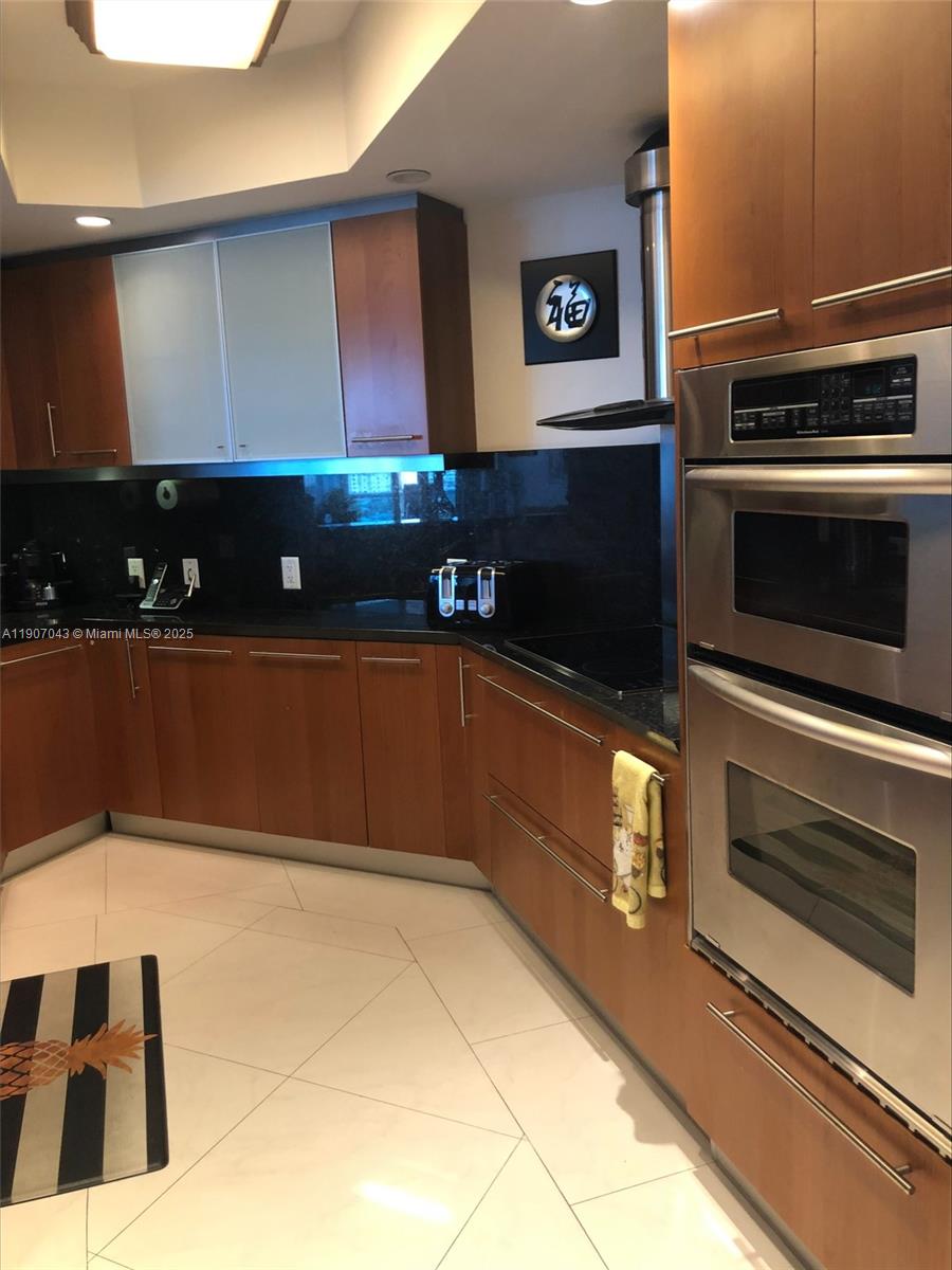 image Azure Condominium8