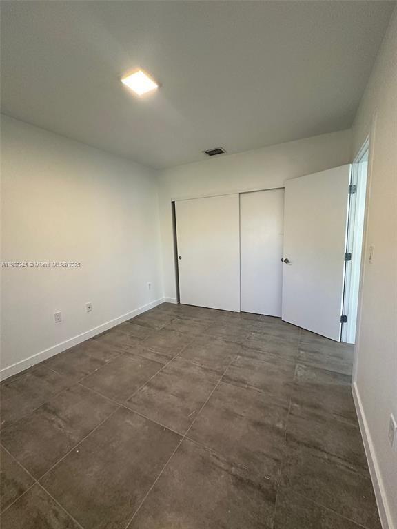 165 NW 39th St #7 Miami, FL 33127