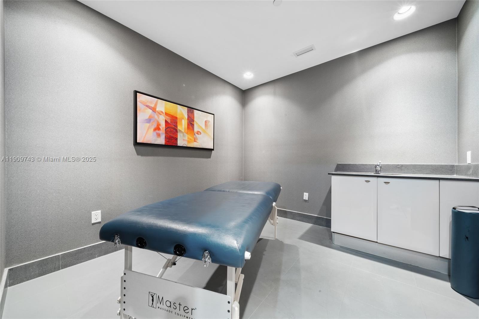 9401 NE Collins Ave #205 Surfside, FL 33154