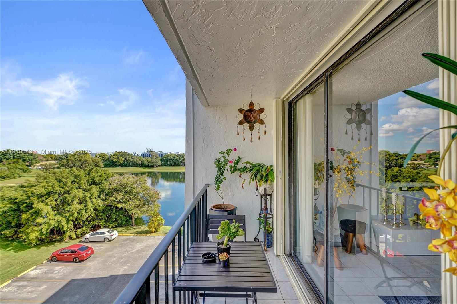 9686 Fontainebleau Blvd #507 Miami, FL 33172