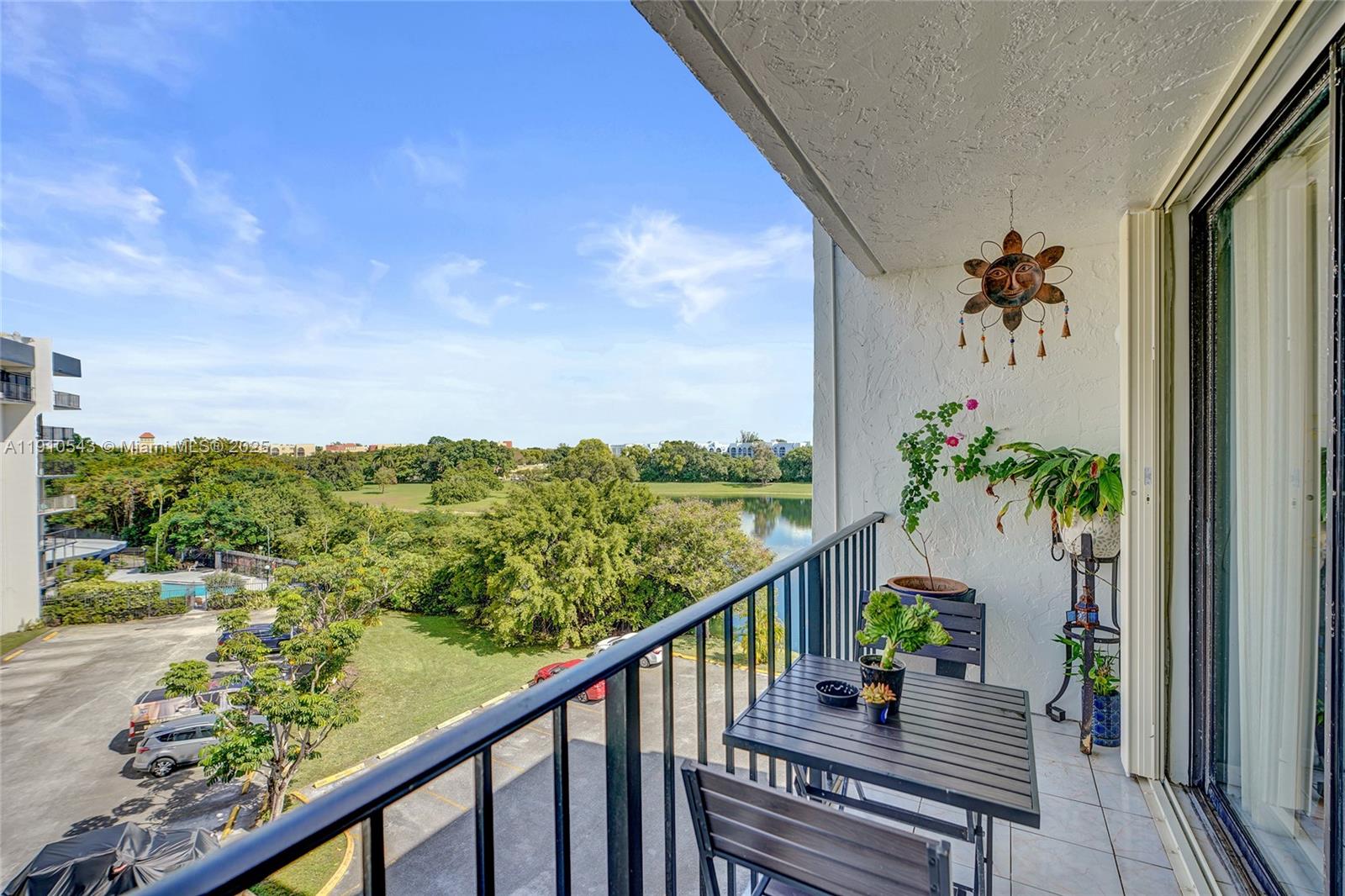 9686 Fontainebleau Blvd #507 Miami, FL 33172