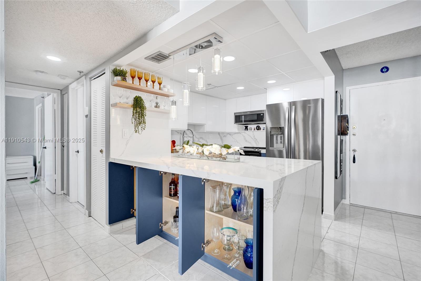 9686 Fontainebleau Blvd #507 Miami, FL 33172