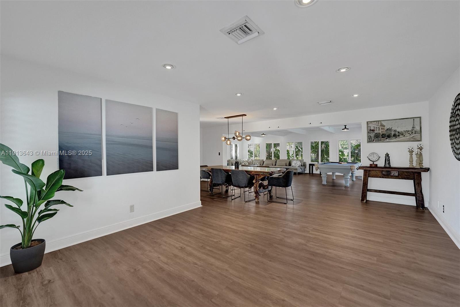 2661 NE 22nd Ct Pompano Beach, FL 33062