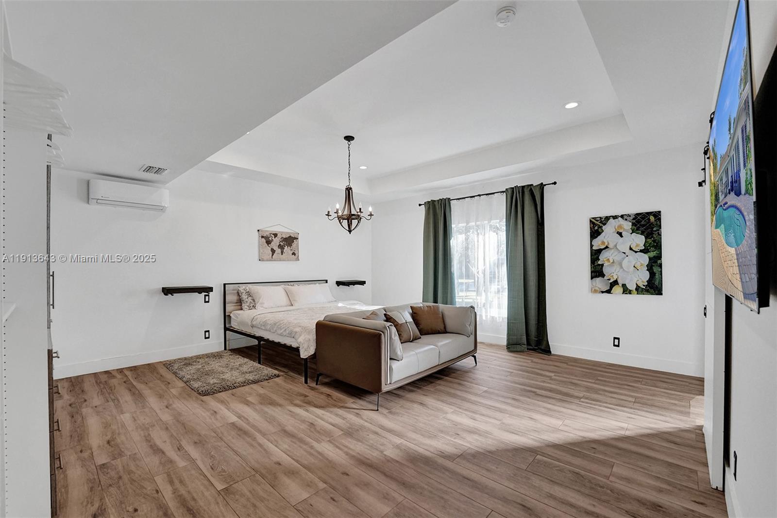 2661 NE 22nd Ct Pompano Beach, FL 33062