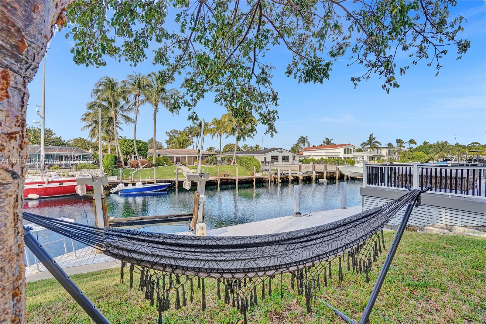 2661 NE 22nd Ct Pompano Beach, FL 33062