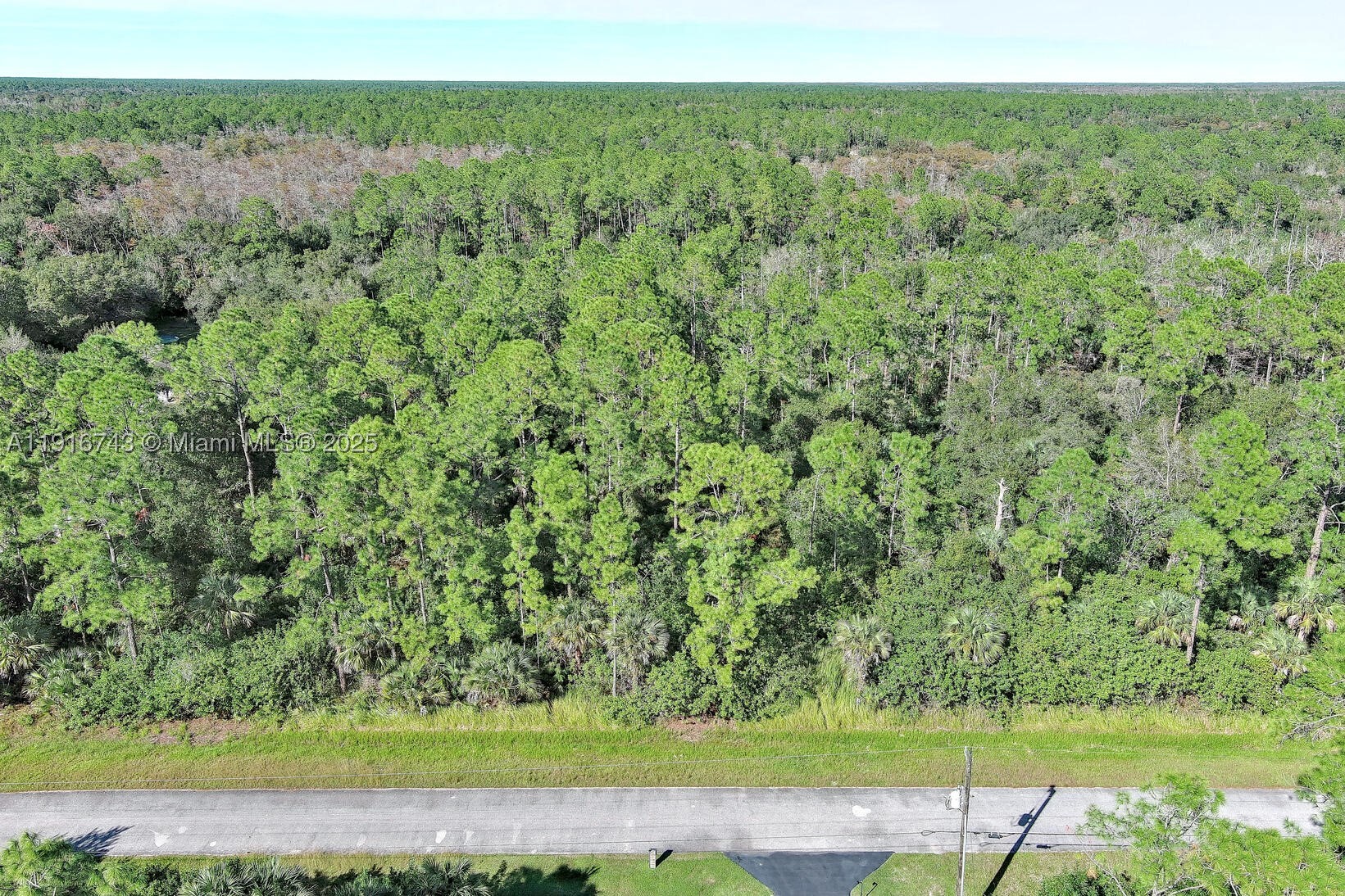 4669 32nd Ave Se, Naples, FL 34117