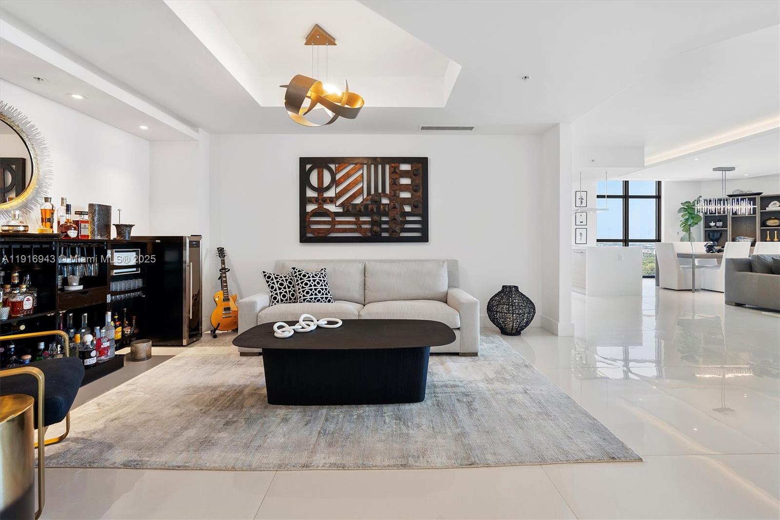 17301 Biscayne Blvd #2202 North Miami Beach, FL 33160