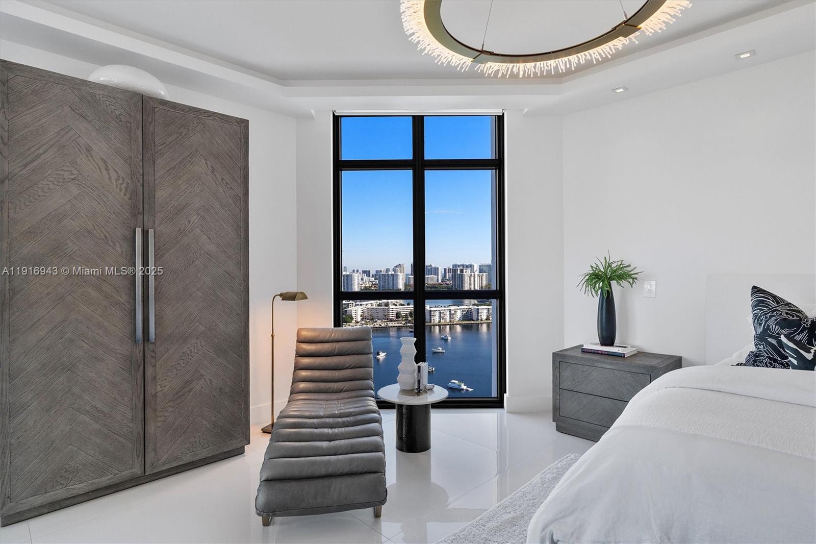 17301 Biscayne Blvd #2202 North Miami Beach, FL 33160