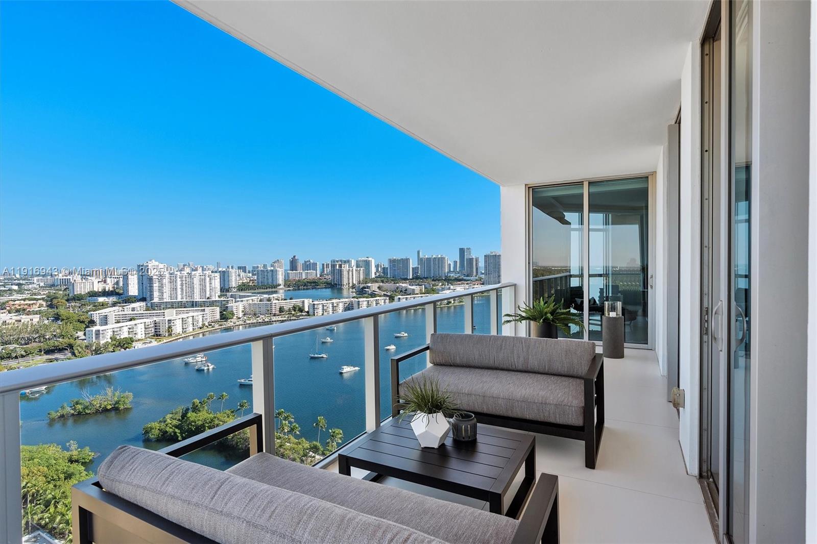17301 Biscayne Blvd #2202 North Miami Beach, FL 33160