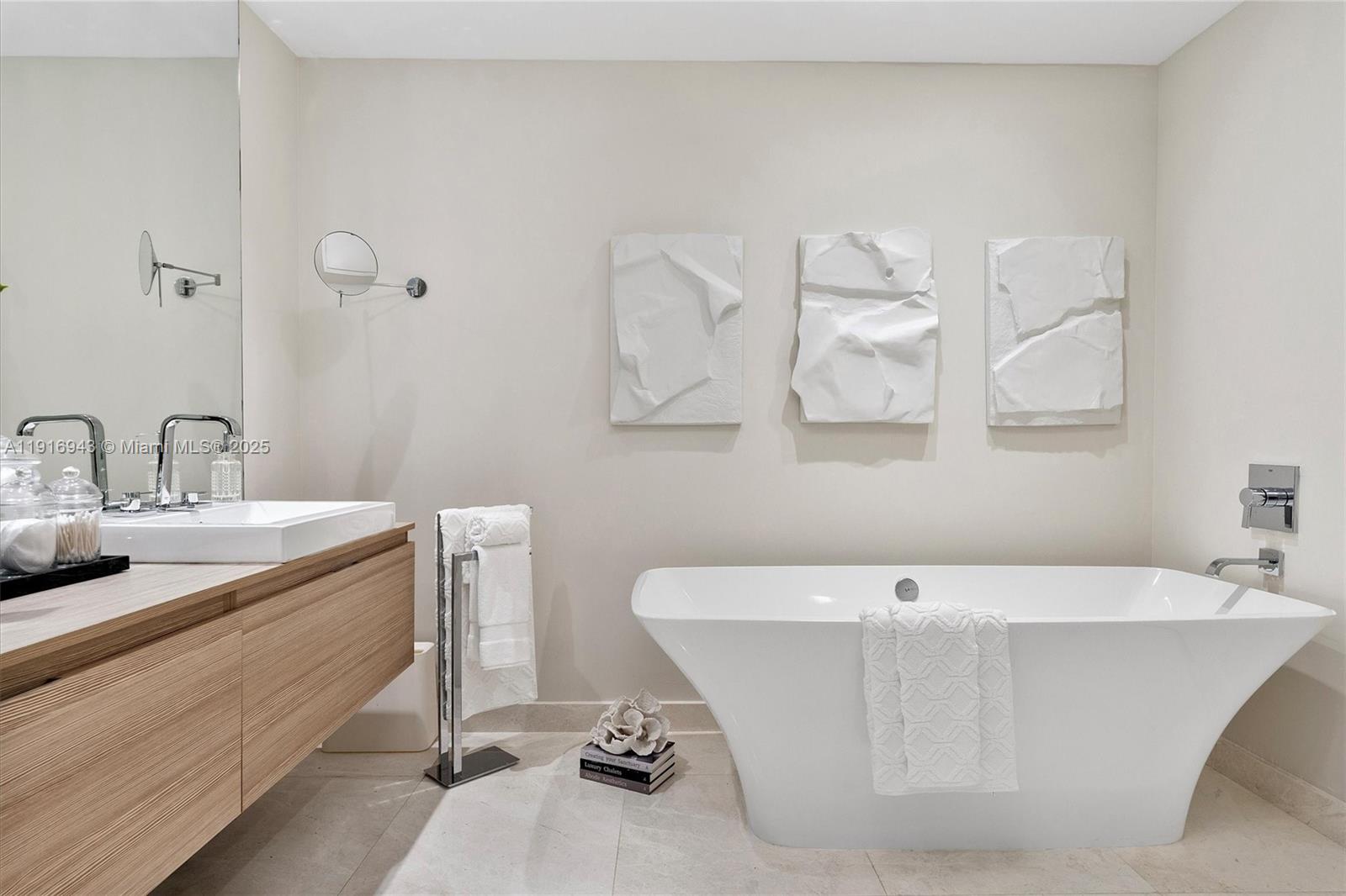 17301 Biscayne Blvd #2202 North Miami Beach, FL 33160