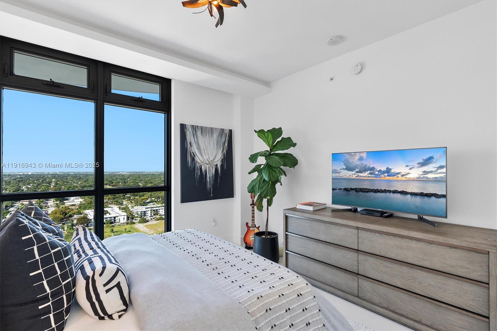 17301 Biscayne Blvd #2202 North Miami Beach, FL 33160