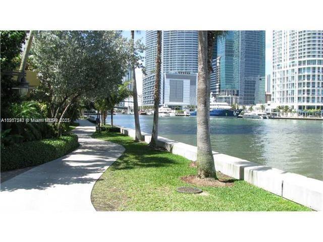 image Courts Brickell Key12