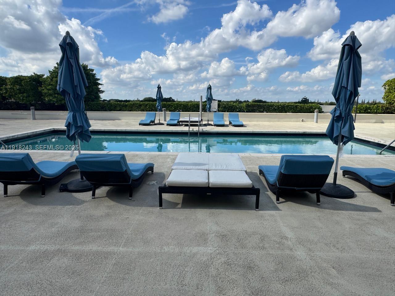 image 1300 Ponce Condos19