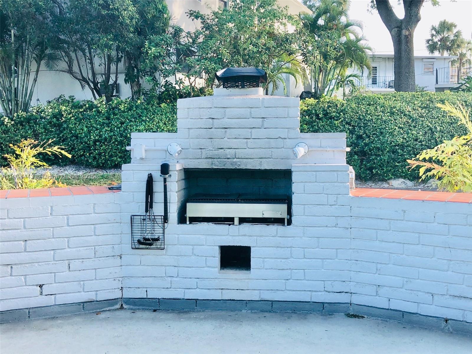 1025 SE 15th St #9D Fort Lauderdale, FL 33316