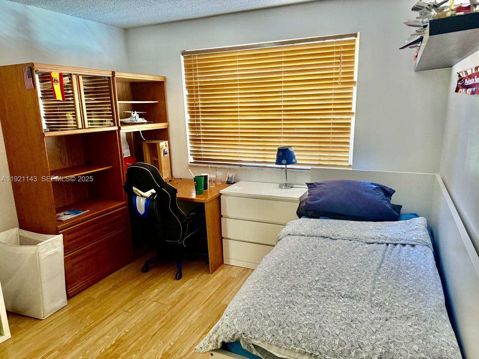 11150 SW 161st Pl Miami, FL 33196