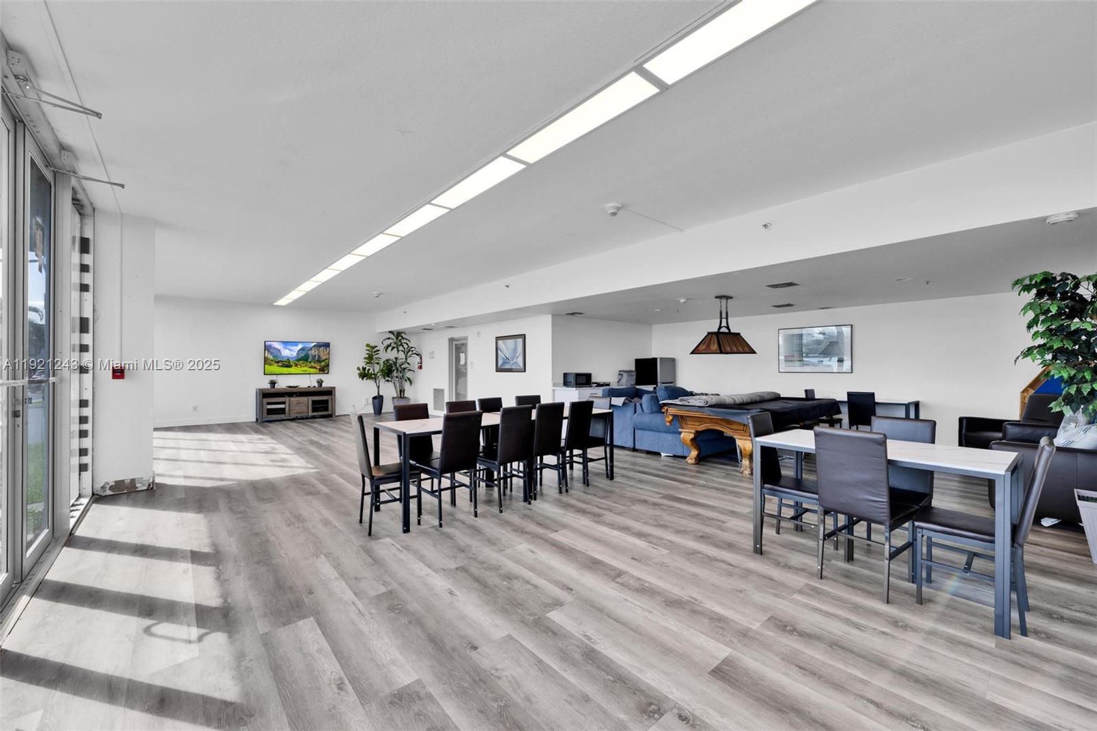 16570 NE 26th Ave #2A North Miami Beach, FL 33160