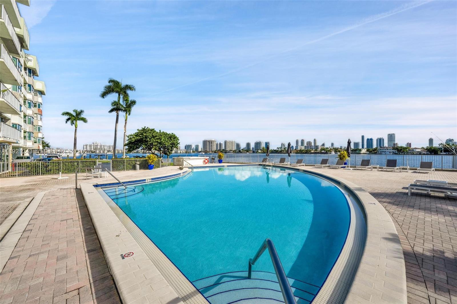 16570 NE 26th Ave #2A North Miami Beach, FL 33160