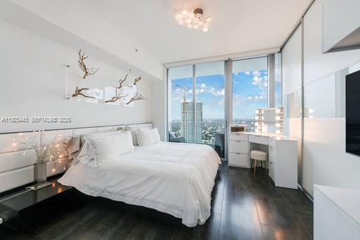 92 SW 3rd St #5108 Miami, FL 33130