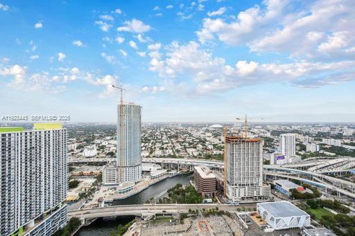 92 SW 3rd St #5108 Miami, FL 33130