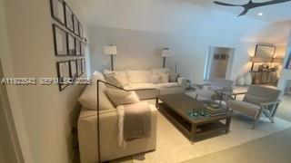 375 Harbor Ct #. Key Biscayne, FL 33149