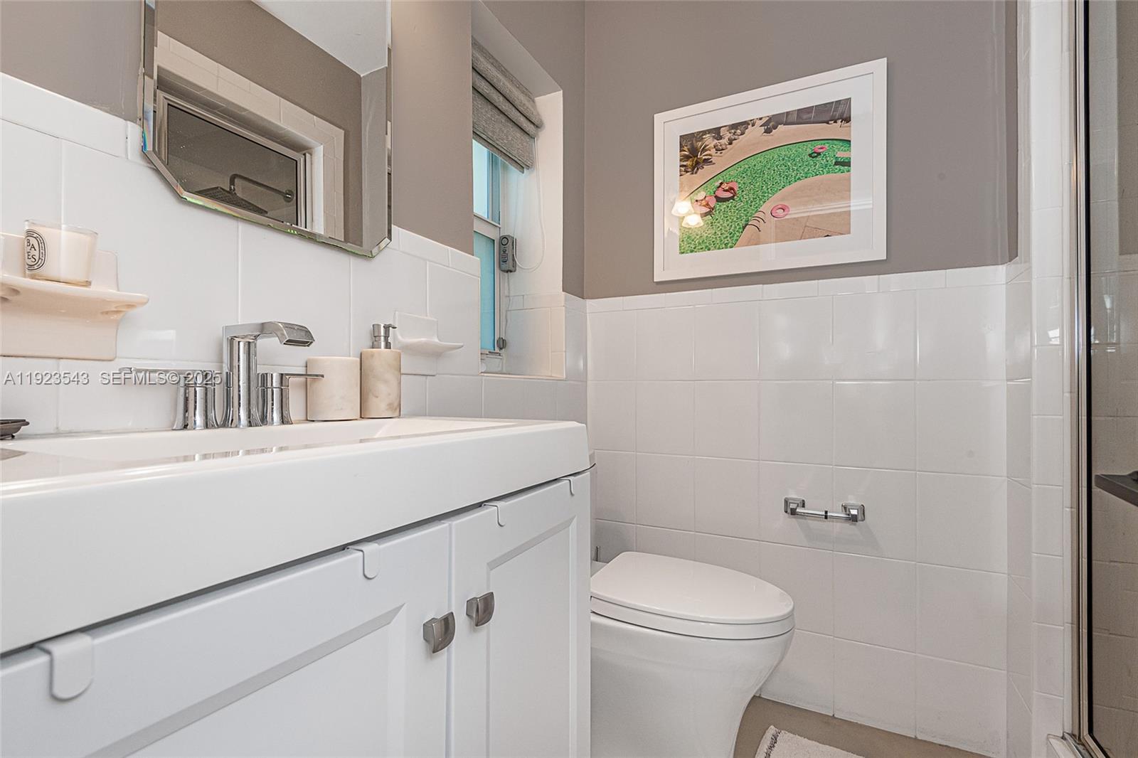 375 Harbor Ct #. Key Biscayne, FL 33149