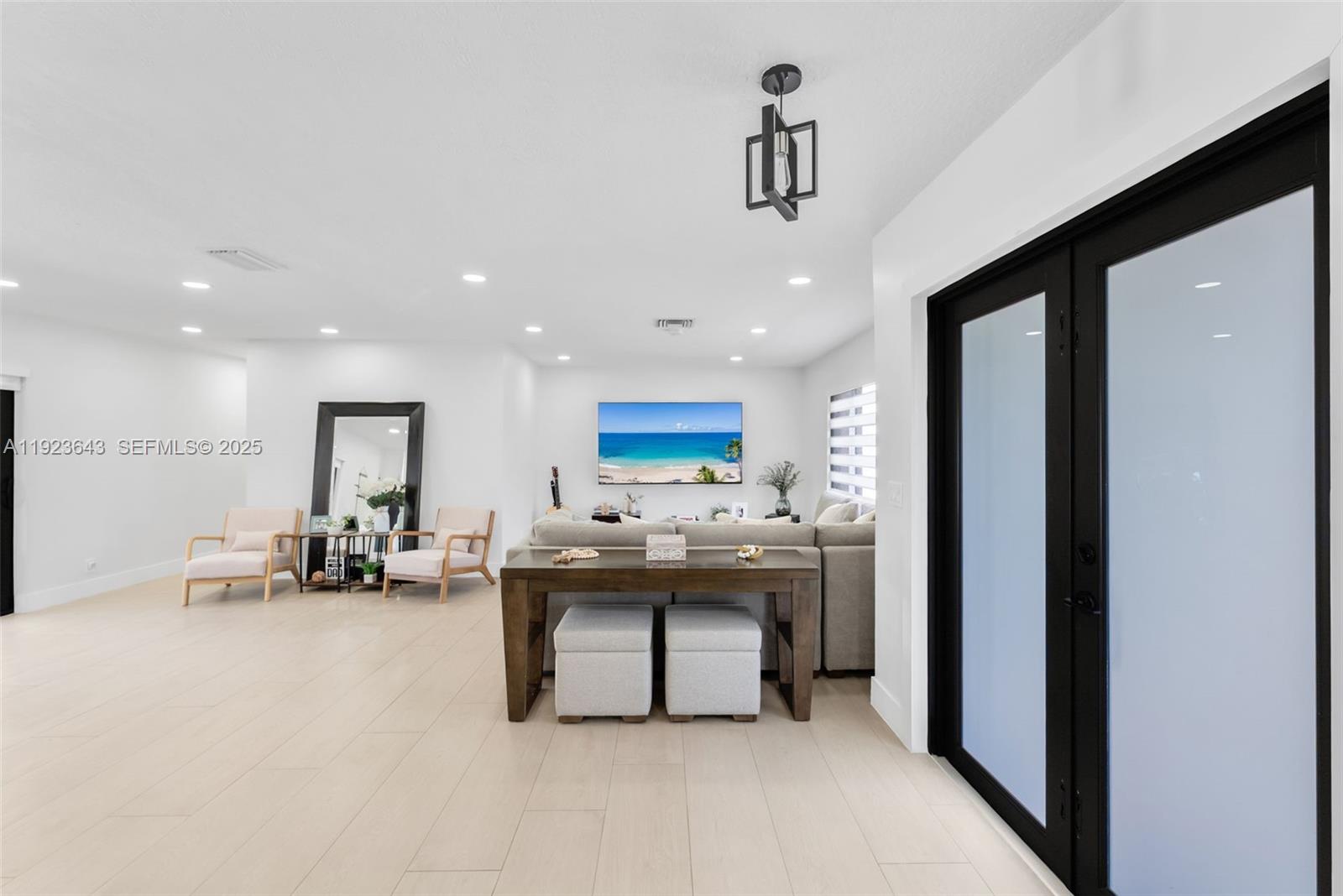 5037 SW 87th Ter Cooper City, FL 33328